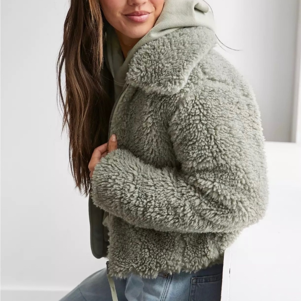 AE Teddy Fur Jacket - Faded Olive